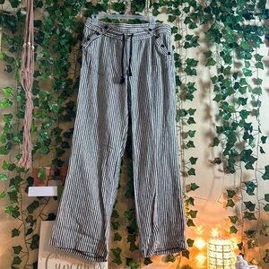 Rewind black-and-white striped pants